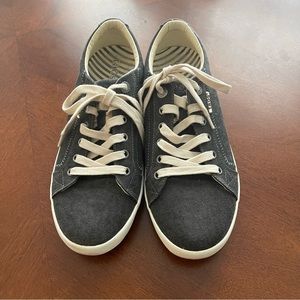 Taos Star Charcoal Wash Canvas Sneaker